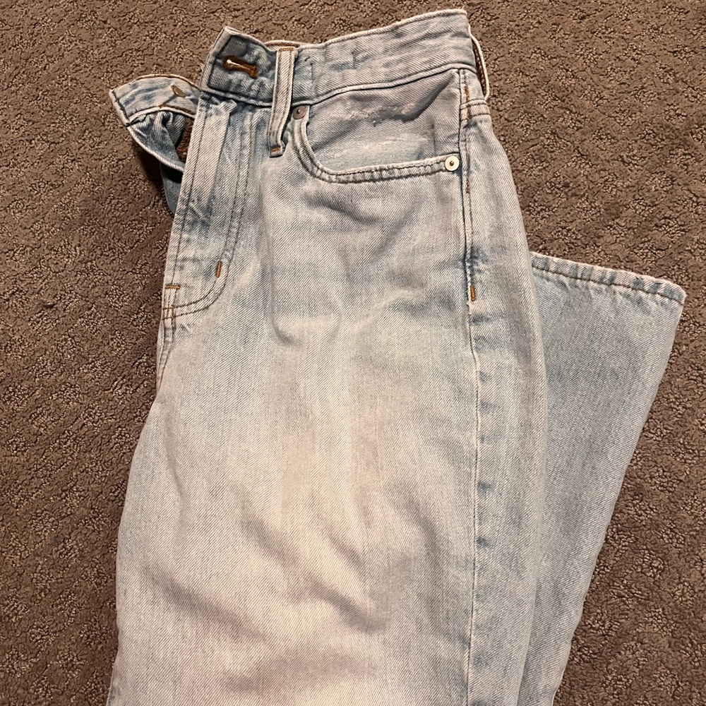 Madewell light wash jeans!